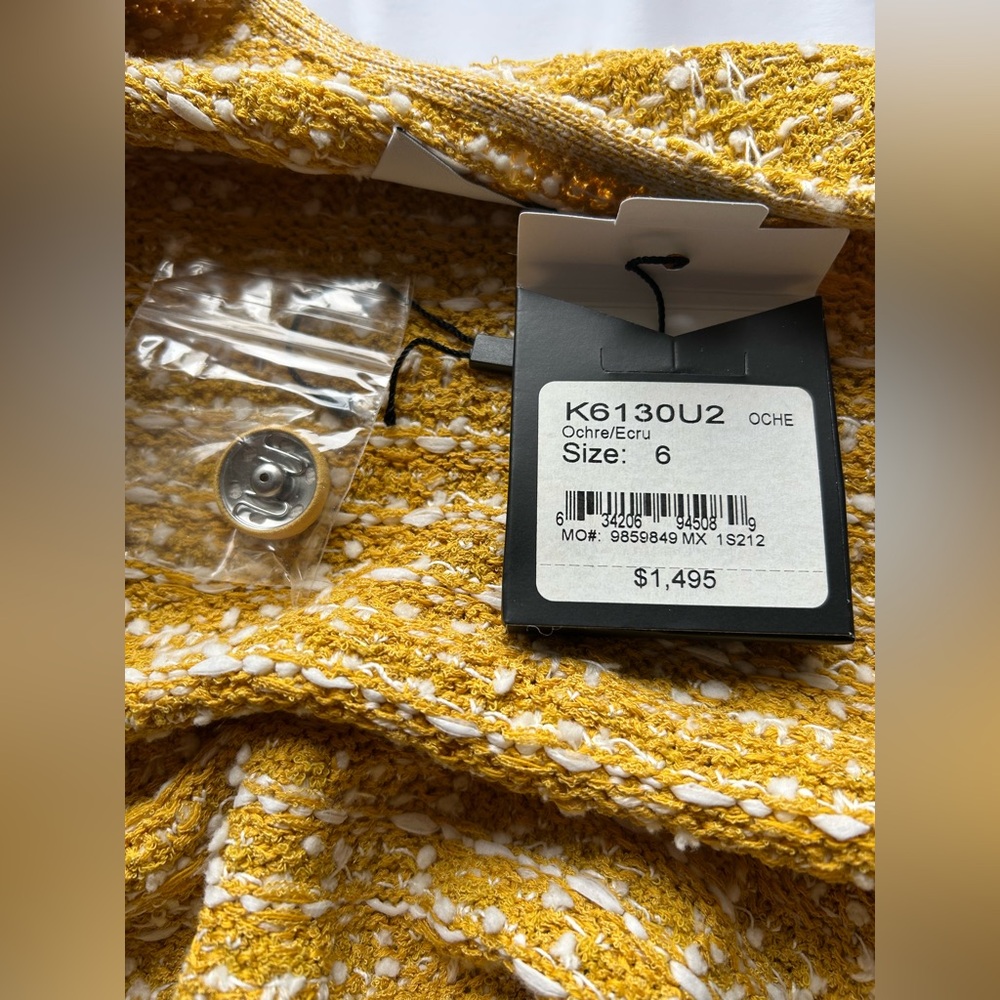 St. John’s Yellow Tweed Jacket - Picture 7 of 12
